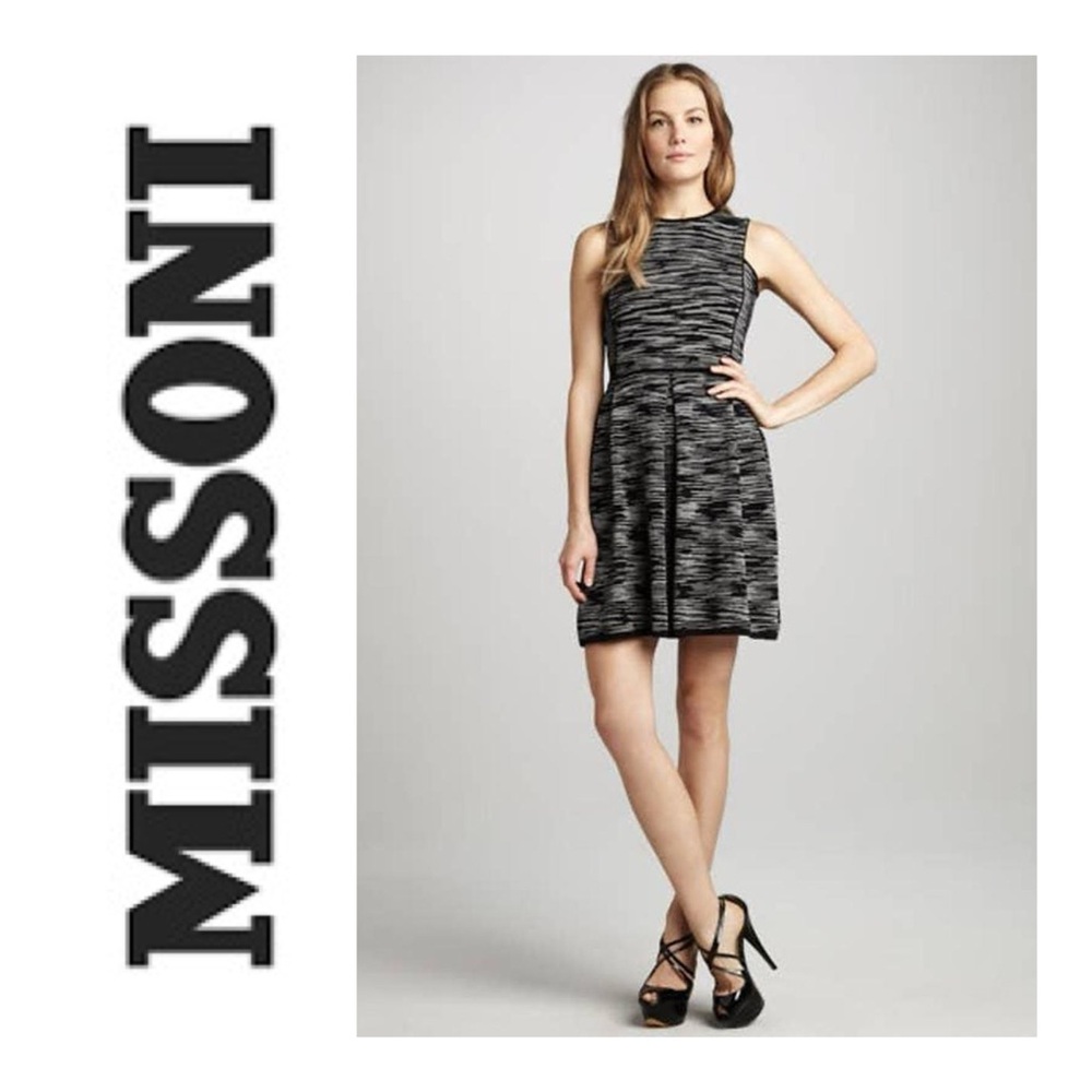 MISSONI Black Gray Space Dye Pleated Knit
Sleeveless Dress Size 6 US